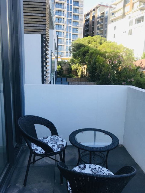 Ellia Doncaster Apartment - Sunshine Coast Guide 4
