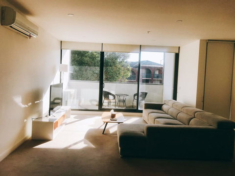 Ellia Doncaster Apartment - Sunshine Coast Guide 7