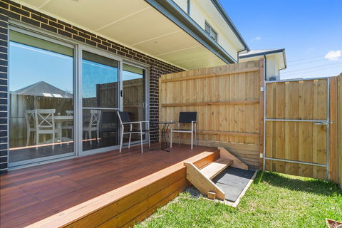 Rosewater Townhouses Dromana - Sunshine Coast Guide 6
