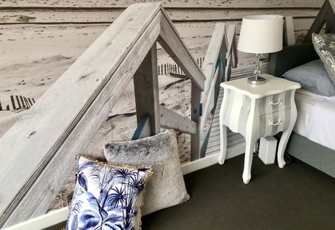 Lorne World - Sunshine Coast Guide 13