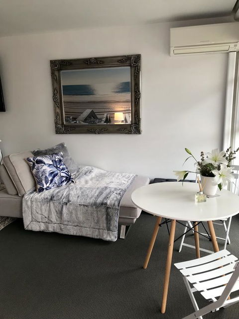 Lorne World - Sunshine Coast Guide 8