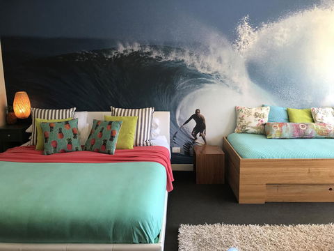 Lorne World - Sunshine Coast Guide 23