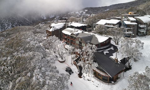 Astra Falls Creek - Sunshine Coast Guide 6