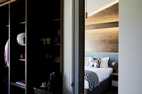 Astra Falls Creek - Sunshine Coast Guide 2