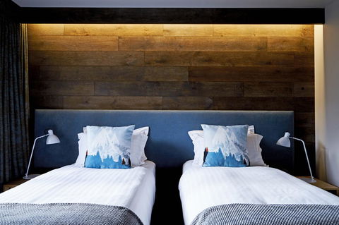 Astra Falls Creek - Sunshine Coast Guide 22