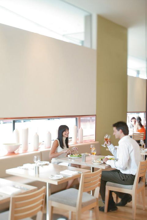 Crown Promenade Melbourne - Sunshine Coast Guide 12