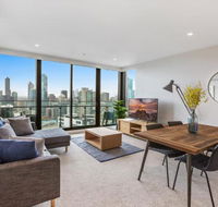 Experience Platinum Hotel Apartments - Sunshine Coast Guide