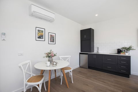 Brooklands Apartments - Sunshine Coast Guide 15