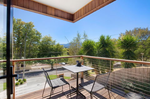 Brooklands Apartments - Sunshine Coast Guide 12