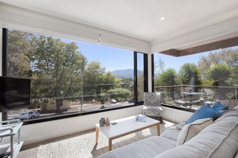 Brooklands Apartments - Sunshine Coast Guide 20