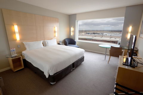 PARKROYAL Melbourne Airport - Sunshine Coast Guide 33