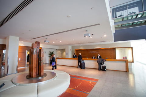 PARKROYAL Melbourne Airport - Sunshine Coast Guide 16