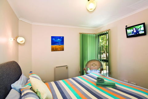 Anchorage Motel & Villas Lorne - Sunshine Coast Guide 29