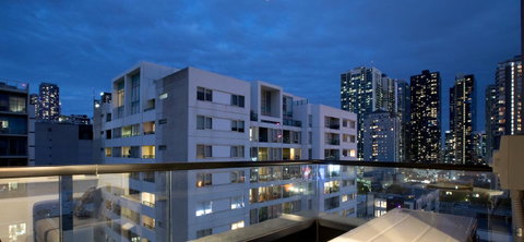 Spencer Street Apartments - Sunshine Coast Guide 10