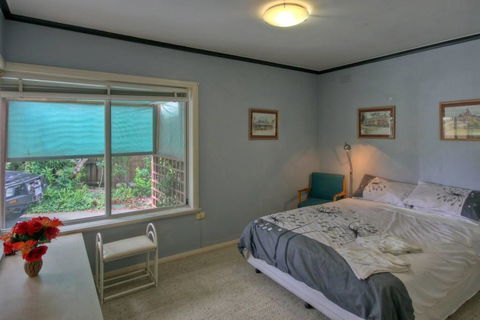 Jacaranda House - Sunshine Coast Guide 6