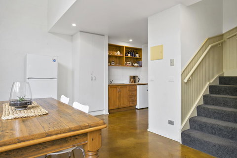 Terrace Lofts Apartments - Sunshine Coast Guide 29