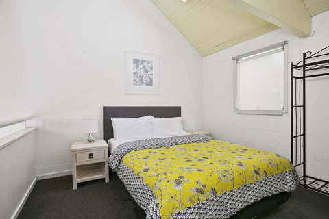 Terrace Lofts Apartments - Sunshine Coast Guide 27