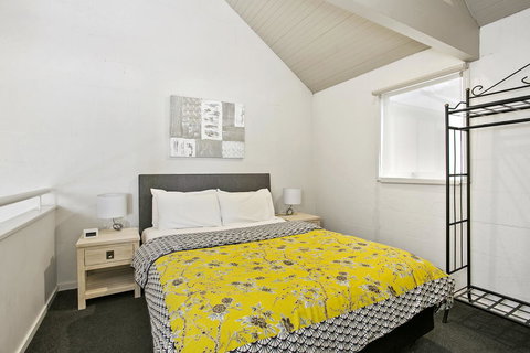 Terrace Lofts Apartments - Sunshine Coast Guide 1