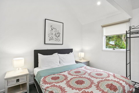 Terrace Lofts Apartments - Sunshine Coast Guide 4