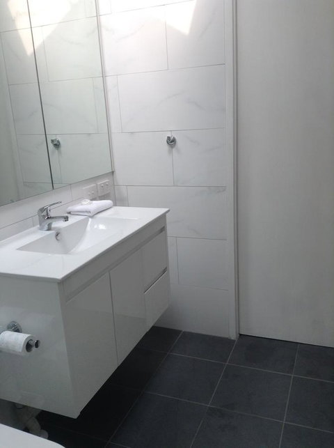 Terrace Lofts Apartments - Sunshine Coast Guide 18