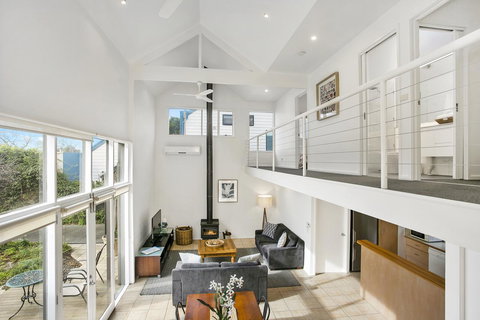 Terrace Lofts Apartments - Sunshine Coast Guide 10