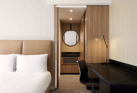 Hyatt Place Melbourne Essendon Fields - Sunshine Coast Guide 4