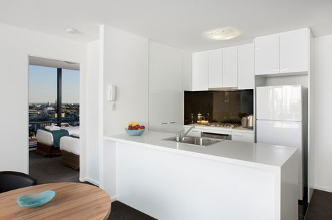 City Tempo - MP Deluxe - Sunshine Coast Guide 8