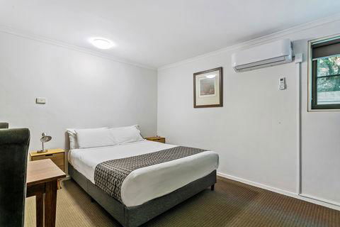 Quality Inn & Suites The Menzies - Sunshine Coast Guide 3