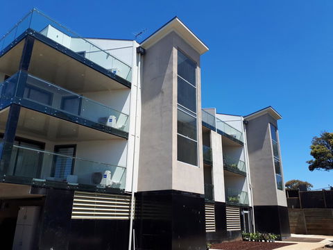 Apartments In Phillip Island Towers - Block C - Sunshine Coast Guide 32