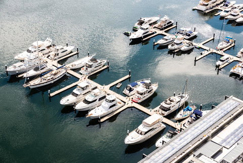 Melbourne Private Apartments - Collins Wharf Waterfront, Docklands - Sunshine Coast Guide 40