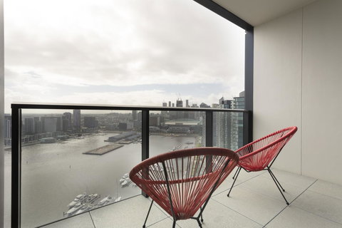 Melbourne Private Apartments - Collins Wharf Waterfront, Docklands - Sunshine Coast Guide 30
