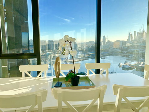 Melbourne Private Apartments - Collins Wharf Waterfront, Docklands - Sunshine Coast Guide 11