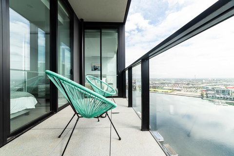 Melbourne Private Apartments - Collins Wharf Waterfront, Docklands - Sunshine Coast Guide 33