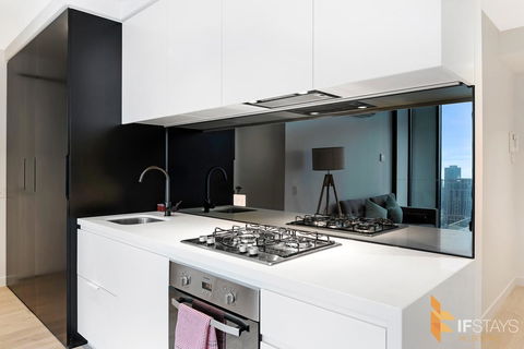 IFSuites (IFSTAYS) Light House Victoria One Apartment - Sunshine Coast Guide 1