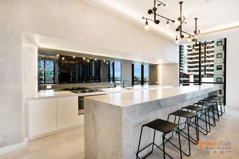 IFSuites (IFSTAYS) Light House Victoria One Apartment - Sunshine Coast Guide 4