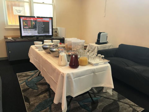SmartStay Melbourne - Sunshine Coast Guide 24