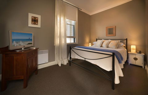 Athelstane House - Sunshine Coast Guide 15