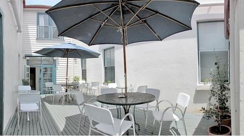Athelstane House - Sunshine Coast Guide 2