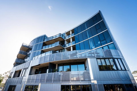 Anchorage Apartments Hampton - Sunshine Coast Guide 2
