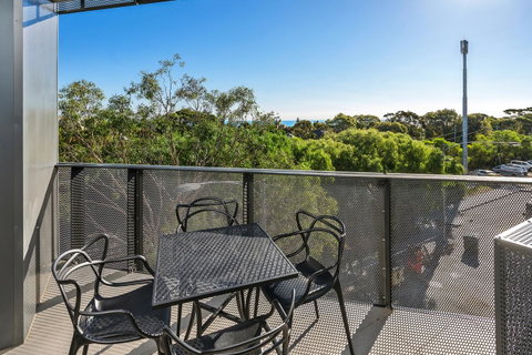 Anchorage Apartments Hampton - Sunshine Coast Guide 40