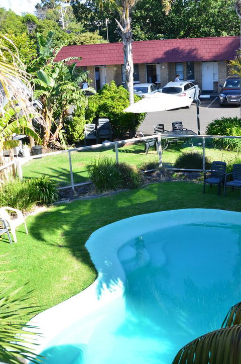 Tropicana Motor Inn - Sunshine Coast Guide 23