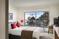Waves Apartments