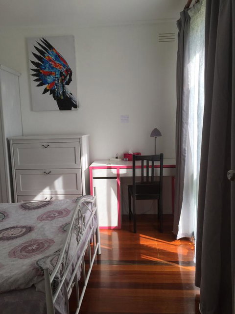 Doncaster Westfield Home Stay - Sunshine Coast Guide 42
