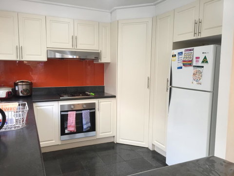 Doncaster Westfield Home Stay - Sunshine Coast Guide 19