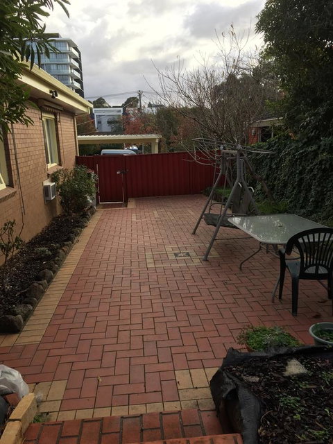 Doncaster Westfield Home Stay - Sunshine Coast Guide 24