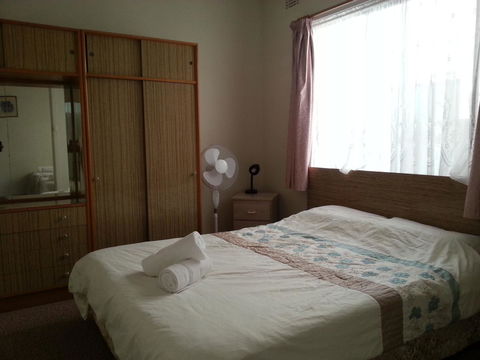 Beachcomber Holiday Units - Sunshine Coast Guide 31