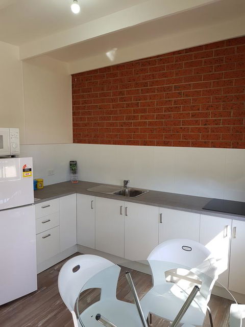 Beachcomber Holiday Units - Sunshine Coast Guide 12