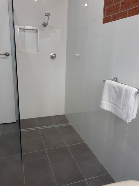 Beachcomber Holiday Units - Sunshine Coast Guide 10