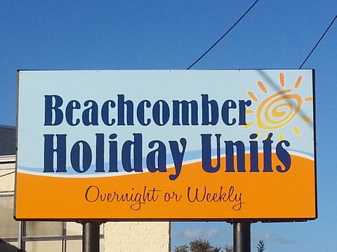 Beachcomber Holiday Units - Sunshine Coast Guide 0