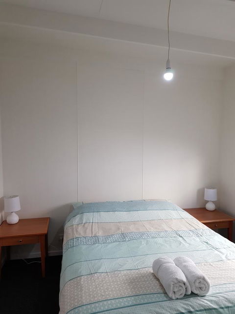 Beachcomber Holiday Units - Sunshine Coast Guide 18